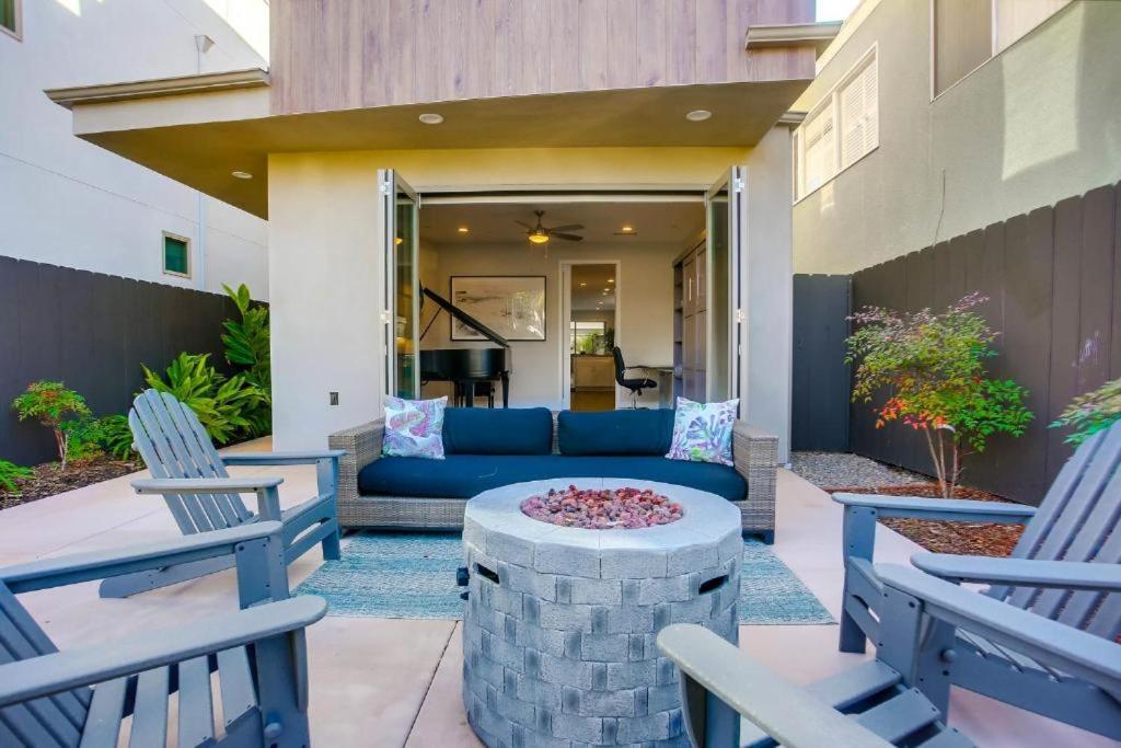 Сasa de vacaciones Ocean-view Blocks To With Private Hot Tub & Rooftop Deck San Diego